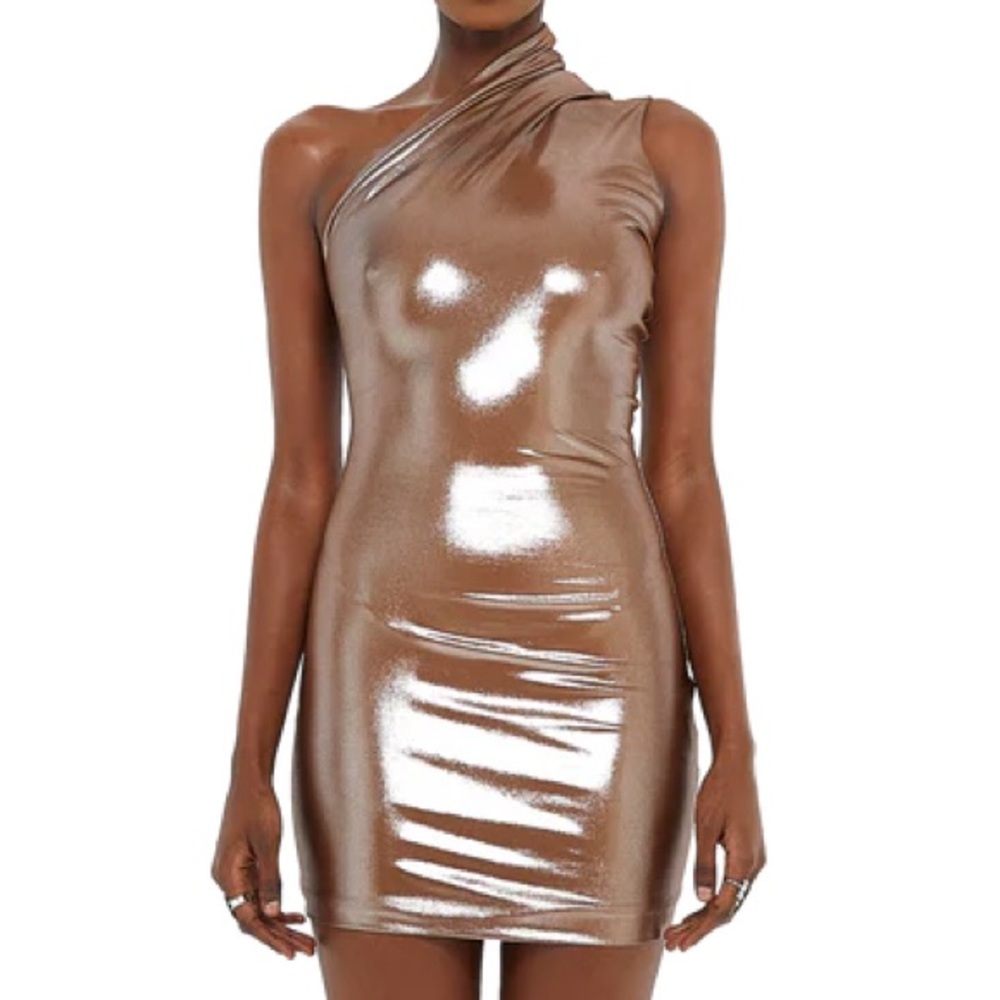 Coucoo Elegant Metallic One-Shoulder Dress